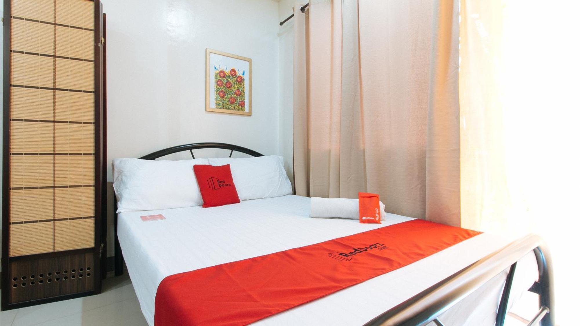RedDoorz at Kassel Residences Parañaque Paranaque City Exterior foto