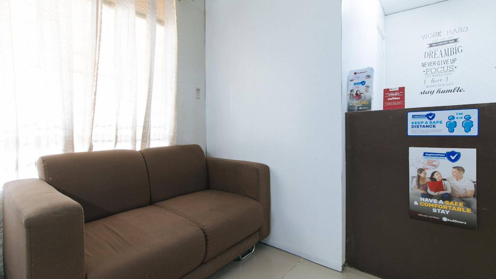 RedDoorz at Kassel Residences Parañaque Paranaque City Exterior foto